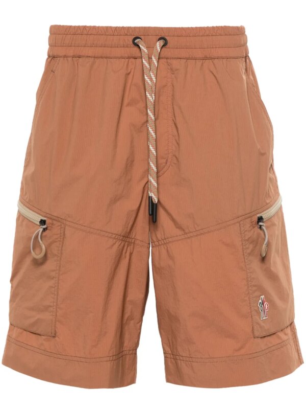 Moncler Grenoble short à logo appliqué - Marron