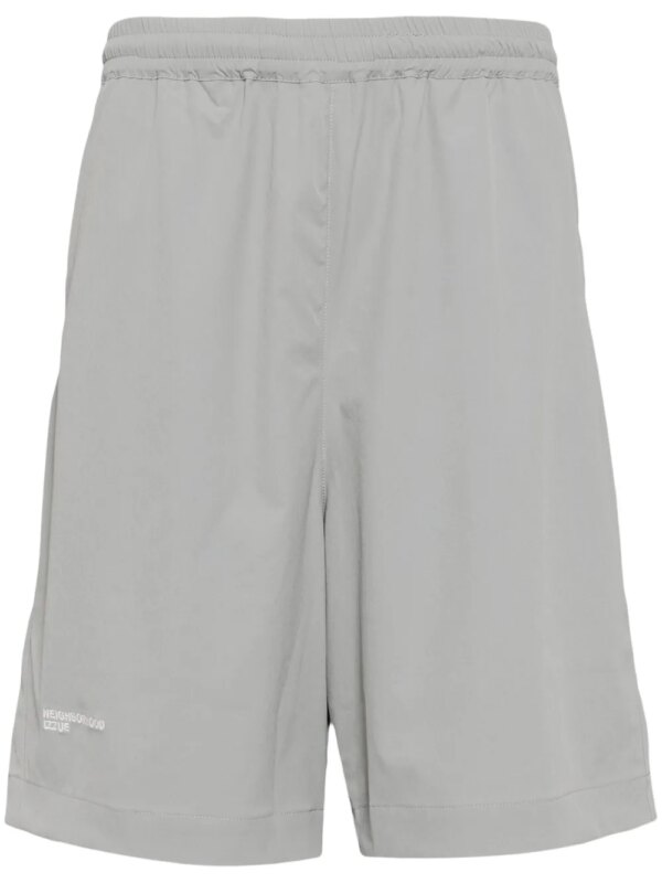 izzue x Neighborhood short de sport à étiquette logo - Gris