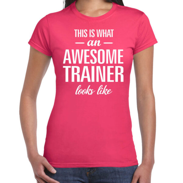 Awesome trainer kado t-shirt roze voor dames