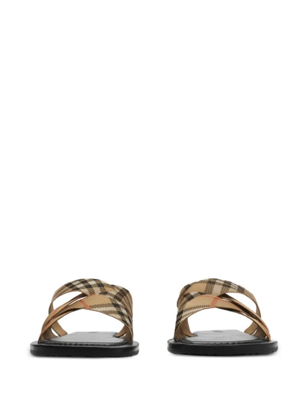 Burberry Geruite slippers - Beige