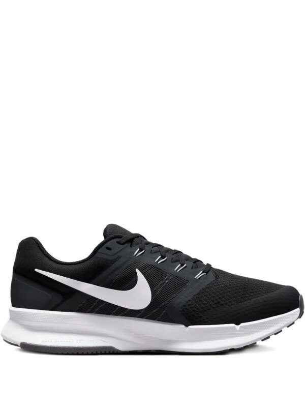 Nike baskets Run Swift 3 Black - Noir