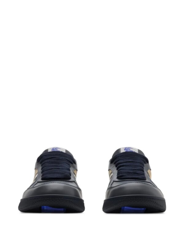 Burberry Sneakers met geruite vlakken - Blauw