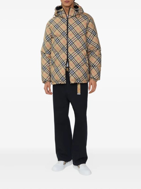 Burberry Omkeerbaar geruit donsjack - Zwart