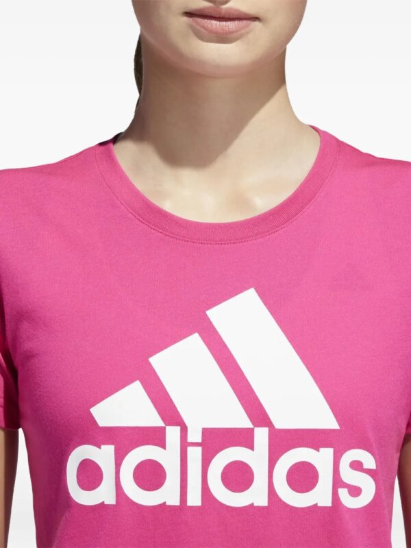adidas Stadium Badge of Sport "Real Magenta" T-shirt - Roze