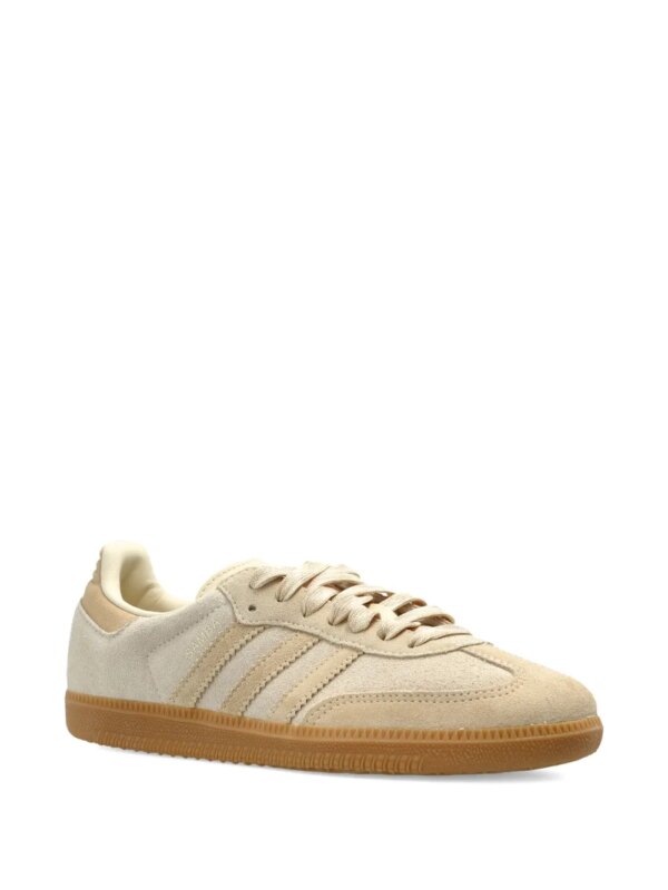 adidas JR8873 sneakers met drie strepen - Beige