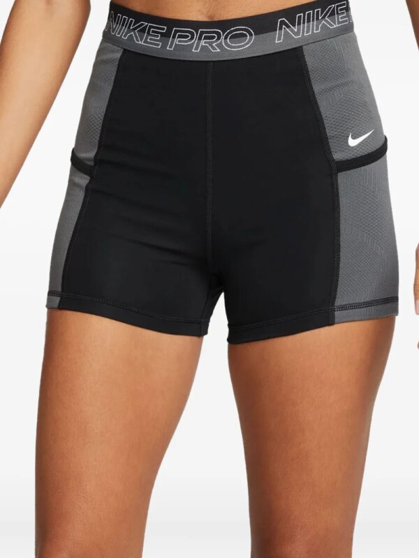 Nike short à poches à rabats - Noir