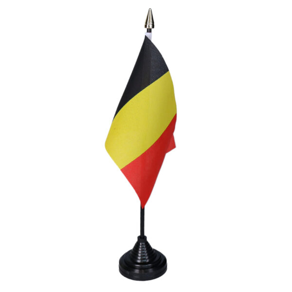Vlag Belgie tafelvlaggetjes - 1x stuks - 10 x 15 cm vlag - met zwarte standaard