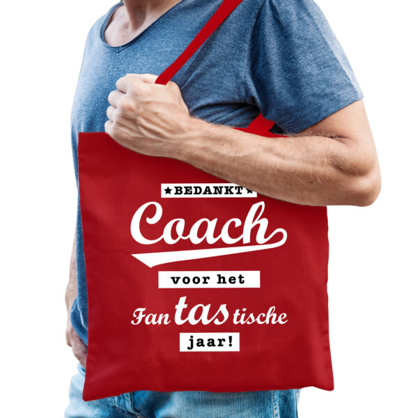 Bellatio Decorations cadeau tas voor coach/trainer - bedankt - rood - katoen - 42 x 38 cm