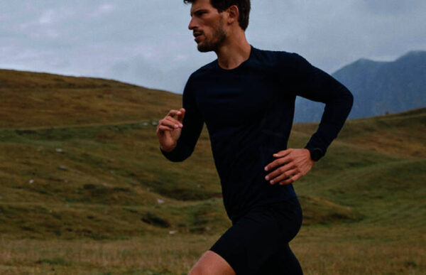 GEYSER G21021 GEYSER long-sleeved T-shirt. seamless